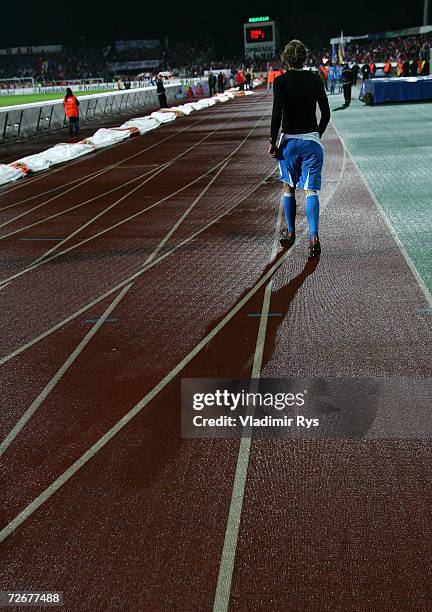 Stefan Kiessling of Leverkusen leaves the stadium after losing 2:1 the UEFA Cup Group B match between Dinamo Bucharest and Bayer Leverkusen at the...