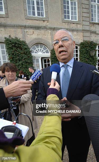 Former US Secretary of State Colin Powell talks to the press after being awarded the Alexis de Tocqueville prize for his book "My American way", 30...