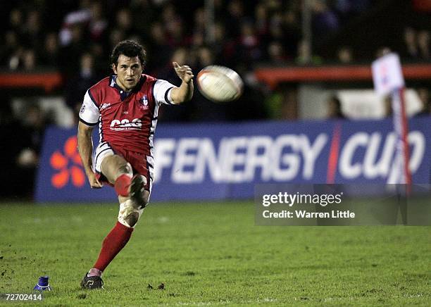 Wilie Walker of Gloucester converts a try during the EDF Energy Cup game between Gloucester and Bath at Kingsholm Stadium on December 2, 2006 in...