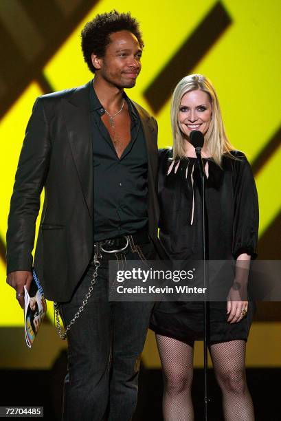 Actor Gary Dourdan and actress Emily Procter present the award for Big Breakthrough onstage during the VH1 Big in '06 Awards held at Sony Studios on...