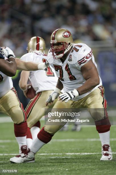 Larry Allen of the San Francisco 49ers blocks during the game against the St. Louis Rams at Edward Jones Dome on November 26, 2006 in St. Louis,...