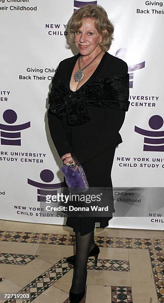 Writer Erica Jong arrives for the New York University Child Study Center Gala at Cipriani in midtown on December 4, 2006 in New York City.