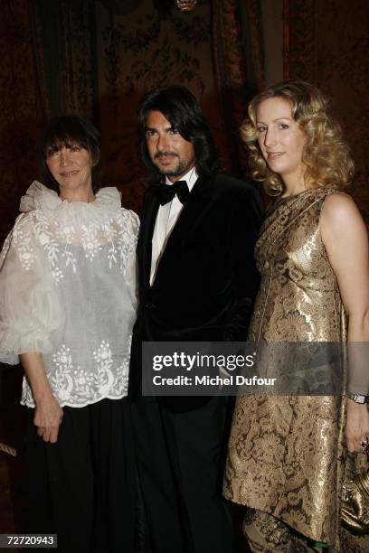 Designer Stephane Rolland, Viviane Blassel and Flore de Gallar attend the Fondation Pour L'Enfance Ball at the Palais de Versailles on December 4 in...