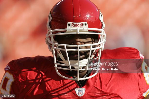 Offensive tackle Chris Terry of the Kansas City Chiefs looks on against the Oakland Raiders on November 19, 2006 at Arrowhead Stadium in Kansas City,...