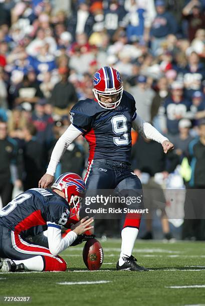 Kicker Rian Lindell of the Buffalo Bills kicks a field goal against the Jacksonville Jaguars on November 26, 2006 at Ralph Wilson Stadium in Orchard...