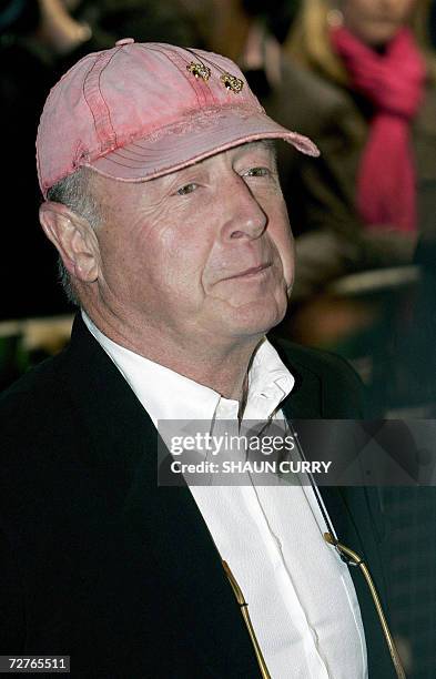 London, UNITED KINGDOM: British director Tony Scott, arrives at the Odeon cinema, South Kensington, in West London, 07 December 2006 for the UK...