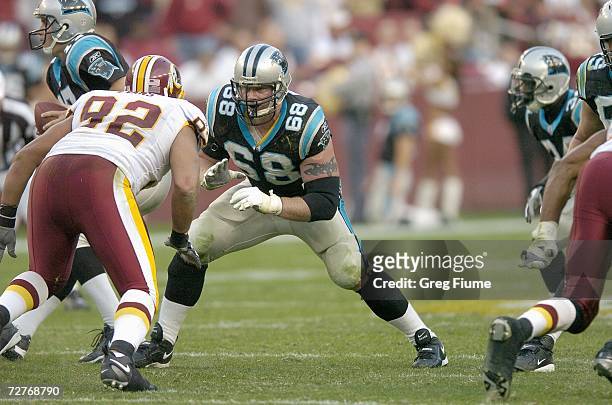 Mike Wahle of the Carolina Panthers guards the line during the game against the Washington Redskins on November 26, 2006 at FedEx Field in Landover,...