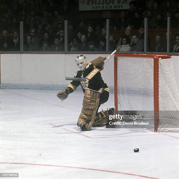 Goaltender Gerry Cheevers of the Boston Bruins.