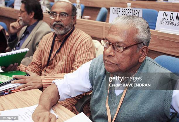 Kerala Chief Minister V. S. Achuthanandan and Finance Minister T. M. Thomas Issac attend the inauguration of the 52nd meeting of the National...