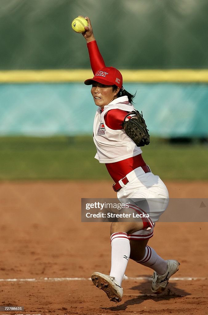 15th Asian Games Doha 2006 - Softball: Chinese Taipei v North Korea