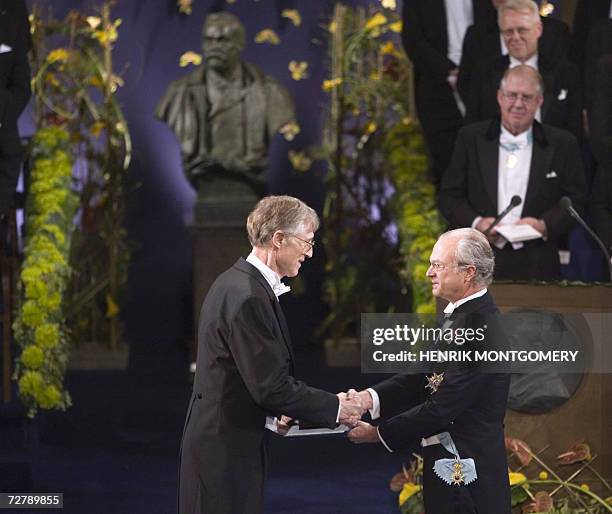 John R Mather 92 John C Mather Photos & High Res Pictures - Getty Images