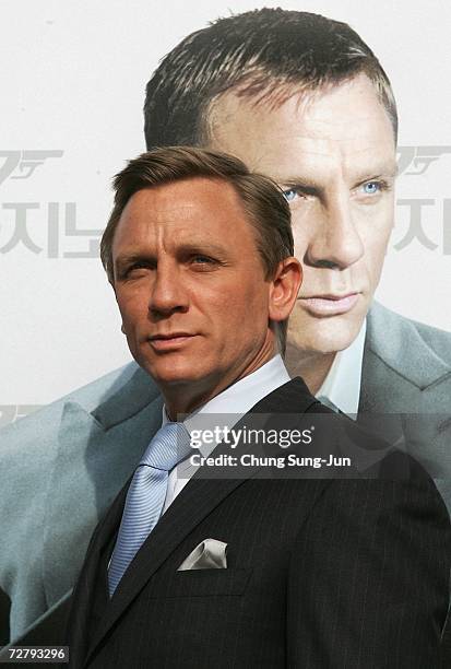 Actor Daniel Craig attends the premiere of ''Casino Royale'' at the Shilla Hotel on December 11, 2006 in Seoul, South Korea.