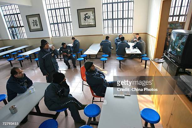 Foreign inmates watch basketball match at the Shanghai Qingpu Prison on December 10, 2006 in Shanghai, China. As the only local prison of the city...