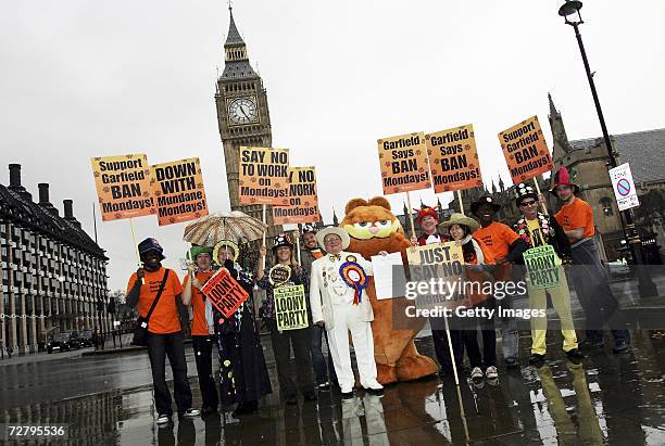 Alan Hope The Official Monster Raving Loony Party Photos and Premium High Res ...