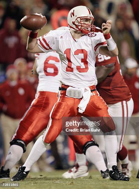 Quarterback Zac Taylor of the Nebraska Cornhuskers passes the ball against the Oklahoma Sooners late in the fourth quarter of the 2006 Dr. Pepper Big...