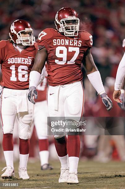 Cory Bennett of the Oklahoma Sooners walks on the field against the Nebraska Cornhuskers during the 2006 Dr. Pepper Big 12 Championship on December...