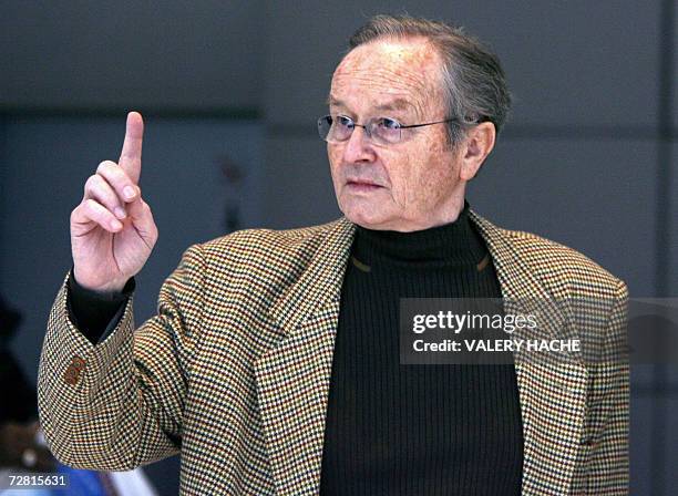 Jean-Maurice Agnelet gestures as he arrives, 13 December 2006 at the courthouse of the French Riviera city of Nice, to face on charges of having...