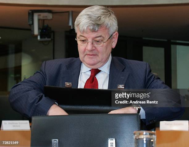 Former German Foreign Minister Joschka Fischer attends an opening session of Bundestag hearings on Germany's Iraq war involvement and related...