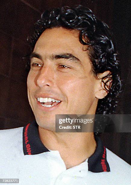 Foto tomada en mayo de 2001 en Lima, del entrenador del equipo de primera division del futbol peruano Sporting Cristal, Jose Guillermo "Chemo" del...