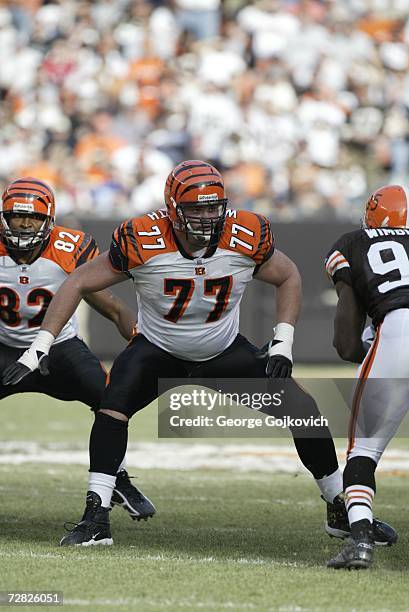 Offensive lineman Andrew Whitworth of the Cincinnati Bengals blocks against the Cleveland Browns at Cleveland Browns Stadium on November 26, 2006 in...