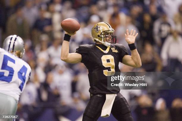 Quarterback Drew Brees of the New Orleans Saints throws a pass against the Dallas Cowboys at Texas Stadium on December 10, 2006 in Irving, Texas. The...