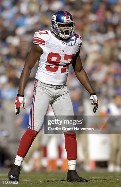 Mathias Kiwanuka of the New York Giants gets ready on the field during the game against the Carolina Panthers on December 10 at Bank of America...