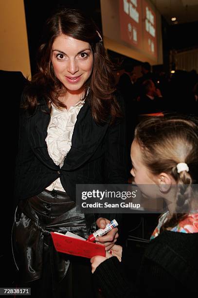 Actress Bianca Hein attends the Herz fuer Kinder charity gala at Axel Springer Haus December 16, 2006 in Berlin, Germany.