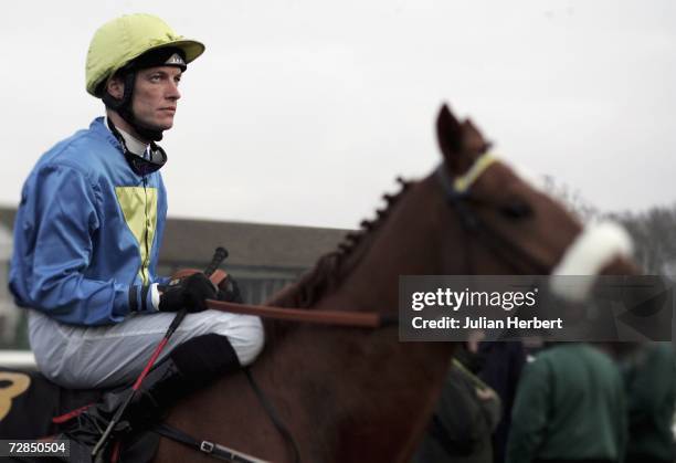 Richard Hughes prepares to ride Three Boars in The Pontins.com Handicap Stakes Race run at Lingfield Racecourse on December 19 2006, in Lingfield,...