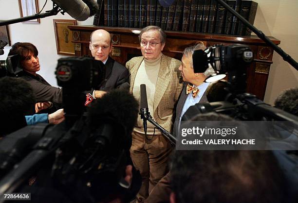 Jean-Maurice Agnelet attends a press conference, 21 December 2006 in Nice, southern France, one day after being acquitted by the courthouse during...