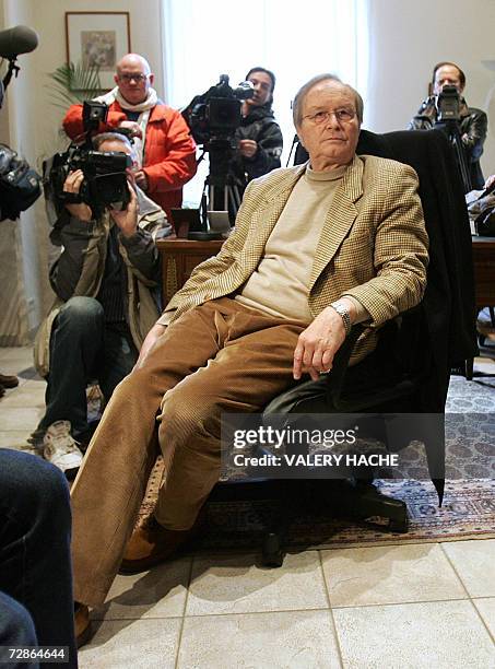 Jean-Maurice Agnelet attends a press conference, 21 December 2006 in Nice, southern France, one day after being acquitted by the courthouse during...