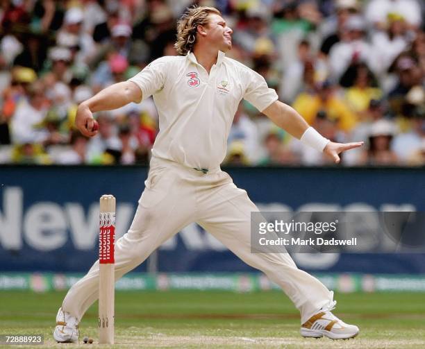 Shane Warne of Australia bowls during day three of the fourth Ashes Test Match between Australia and England at the Melbourne Cricket Ground on...