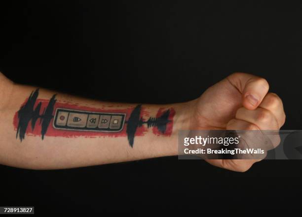 55点のBlack Fist Tattooのストックフォト - Getty Images