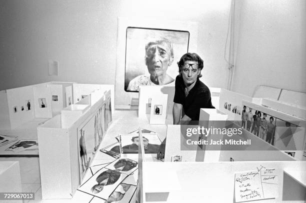 Photographer Richard Avedon photographed in his New York City studio in 1975. Photo by Jack Mitchell/Getty Images.