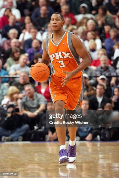 Boris Diaw of the Phoenix Suns brings the ball upcourt against the Sacramento Kings during the game at Arco Arena on December 16, 2006 in Sacramento,...