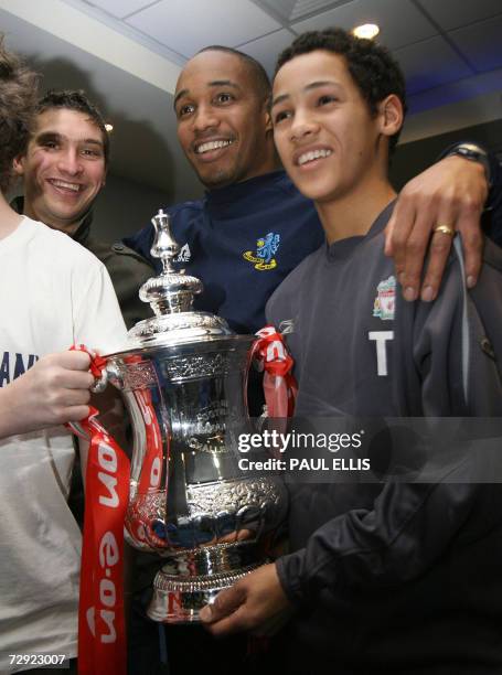 37 Tom Ince Liverpool Stock Photos, High-Res Pictures, and Images ...