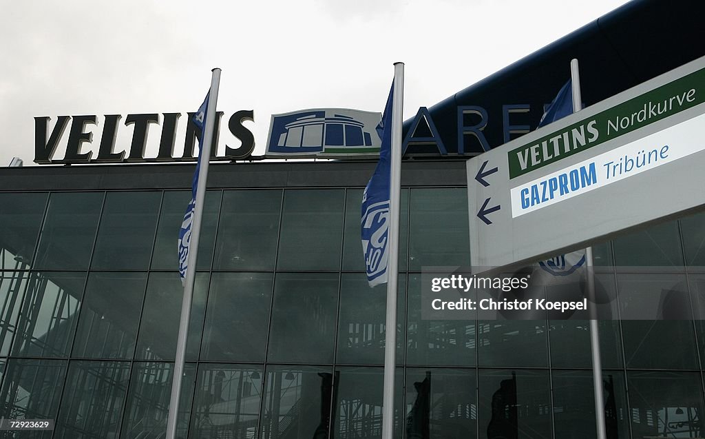 Schalke 04 Photo Call to present Russian Gas Supplier as new main sponsor