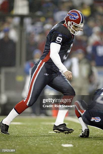 Rian Lindell of the Buffalo Bills kicks a field goal during the game against the Miami Dolphins on December 17, 2006 at Ralph Wilson Stadium in...