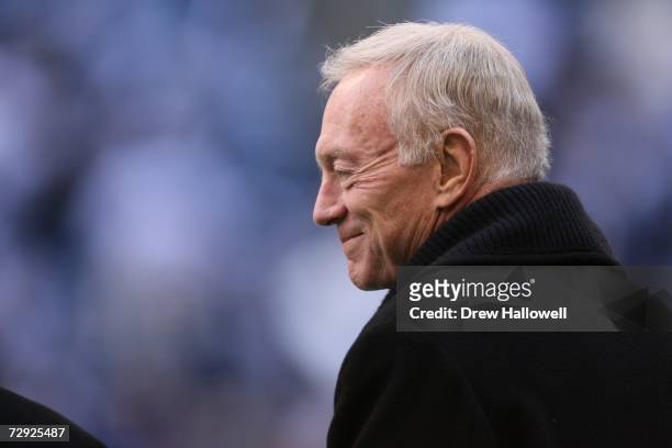 Owner Jerry Jones of the Dallas Cowboys smiles during the game against the Philadelphia Eagles on December 25, 2006 at Texas Stadium in Irving,...