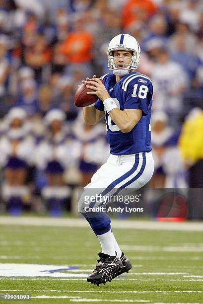 Peyton Manning of the Indianapolis Colts drops back to pass during the game against the Cincinnati Bengals at the RCA Dome on December 18, 2006 in...