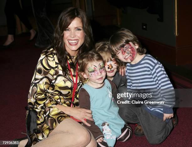 Presenter Melinda Messenger and her guests arrive at the VIP performance of Cirque Du Soleil's 'Alegria' at Royal Albert Hall on January 5, 2007 in...