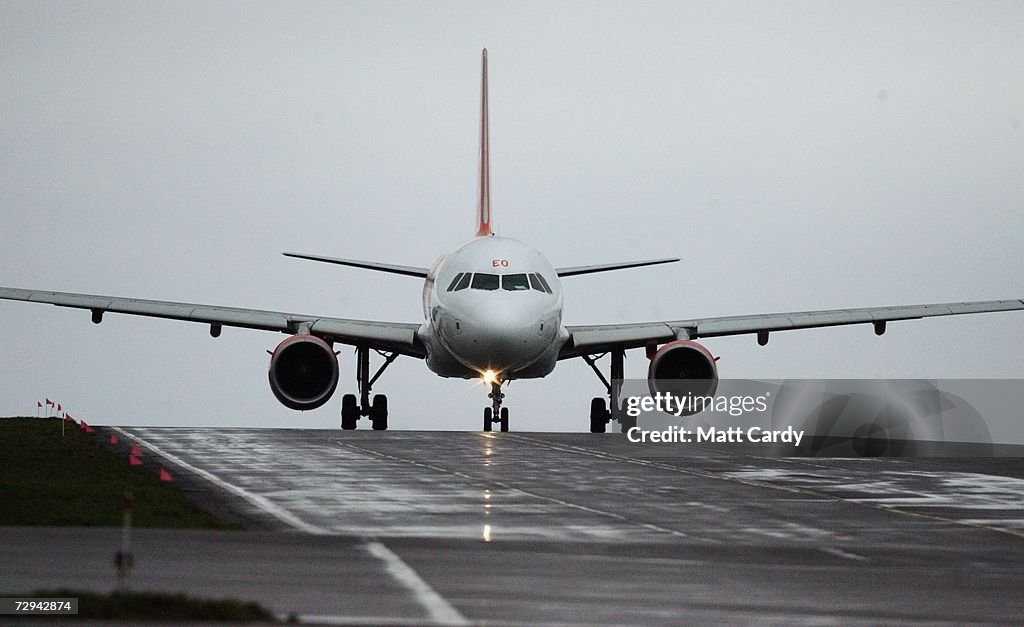 Runway Safety Fears Halts Flights