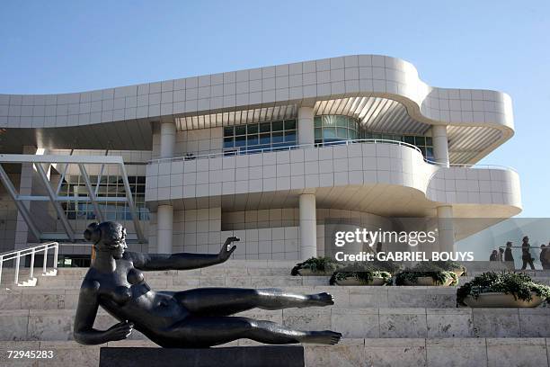 Los Angeles, UNITED STATES: "Air" a statue by Aristide Maillol is exhibited at the Getty Center in Los Angeles, 05 January 2007. AFP PHOTO/GABRIEL...