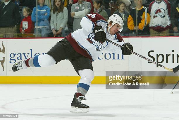 Paul Stastny of the Colorado Avalanche shoots against the Nashville Predators at Gaylord Entertainment Center on January 1, 2007 in Nashville,...