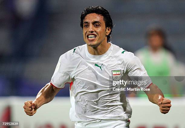 Muhammad Rasool Football Dubai Football Challenge Hamburger Sv V Iran National Team Photos and ...