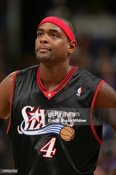 Chris Webber of the Philadelphia 76ers stands on the court during the game against the Sacramento Kings on December 27, 2006 at ARCO Arena in...