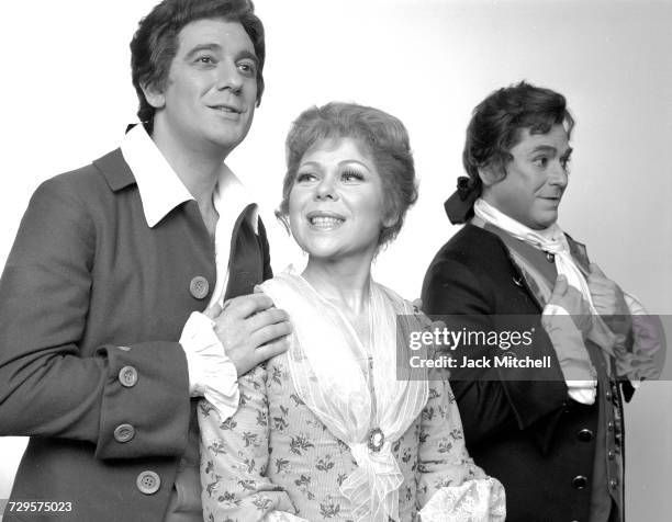 Metropolitan Opera's "Manon Lescaut" starring Renata Scotto, Plácido Domingo, and Pablo Elvira, in March 1980. Photo by Jack Mitchell/Getty Images