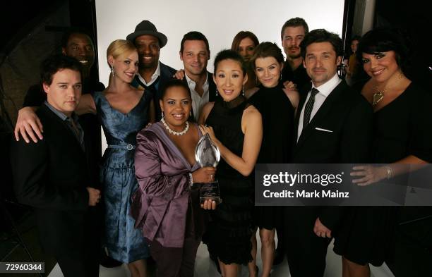 The cast of "Grey's Anatomy" poses in the portrait studio during the 33rd Annual People's Choice Awards held at the Shrine Auditorium on January 9,...