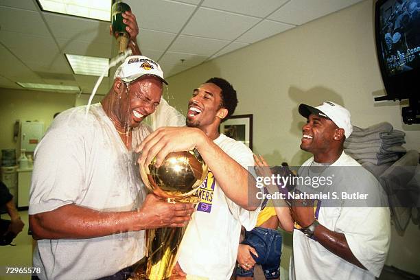 2000 Nba Champion Los Angeles Lakers Photos And Premium High Res 2000-nba-champion-los-angeles-lakers-photos-and-premium-high-res
