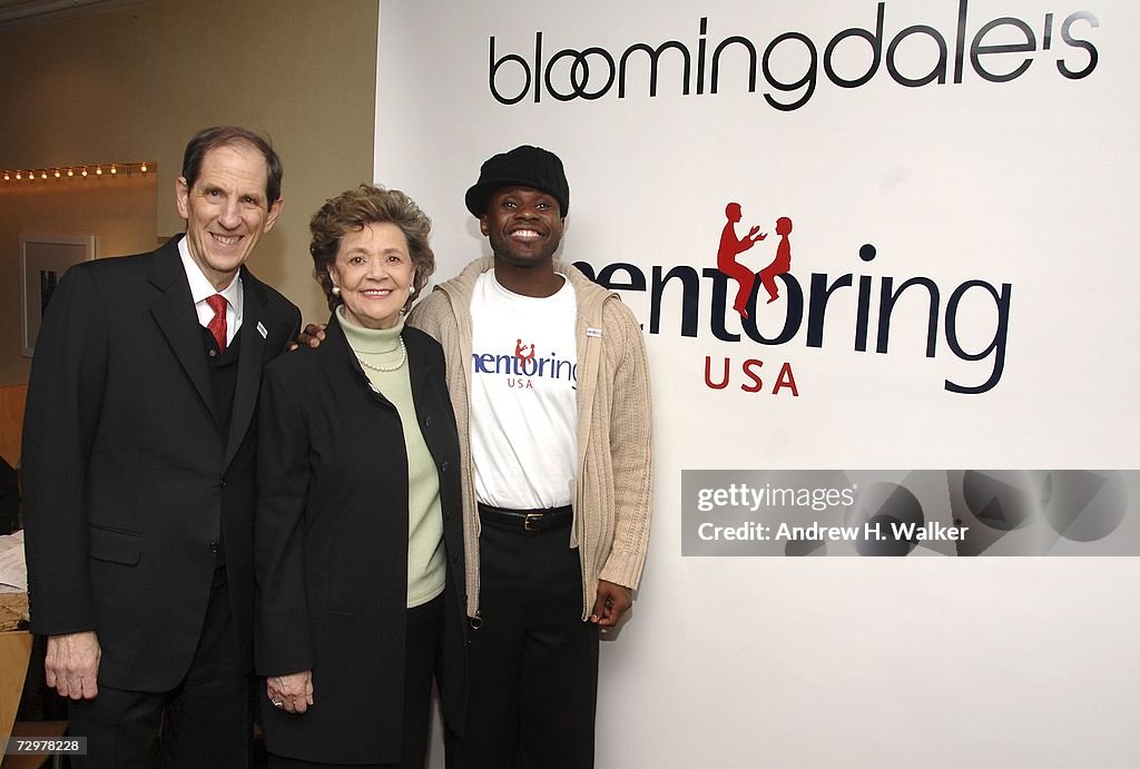 Bloomingdale's & Mentoring USA Celebrates National Mentoring Month