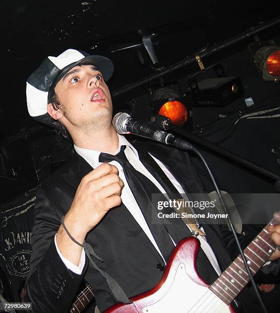 Pete Doherty of Babyshambles plays a surprise gig to unsuspecting pubgoers at Camden's Dublin Castle on January 11, 2007 in London, England.